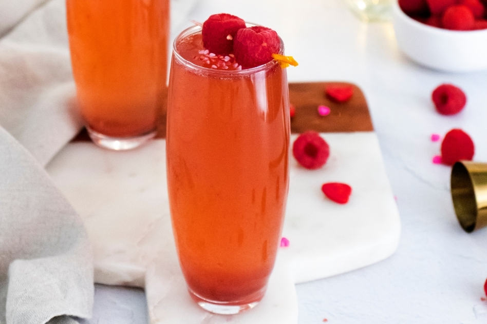 Raspberry, Rosé & Vodka Spritzer