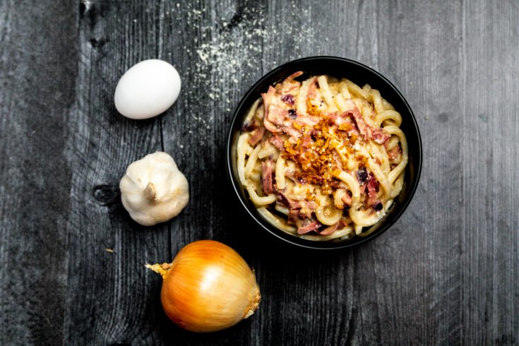 Fusion Creamy Udon Carbonara Noodles