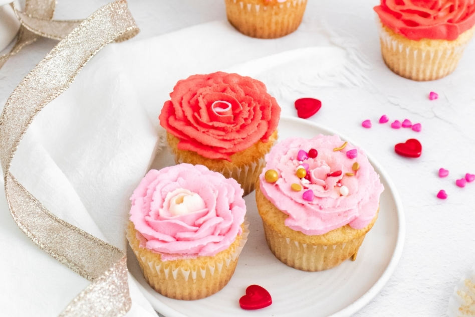 Buttercream Frosted Rosette Cupcakes