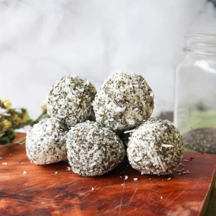 Matcha Fat Balls